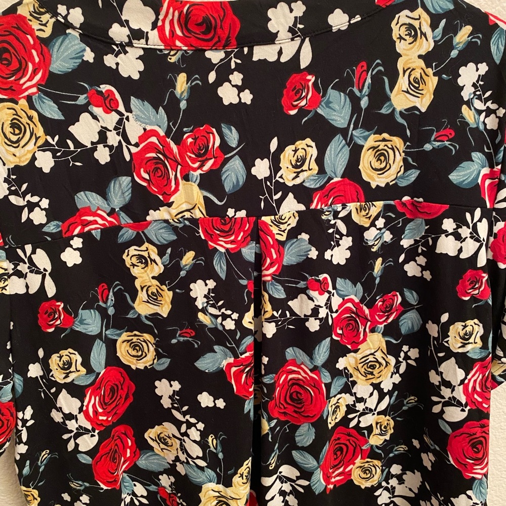 Colorful Luckymore top - Picture 3 of 4